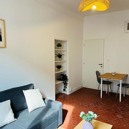 Studio En Plein Coeur Du Vieil Antibes, Vue Sur Place Romantique Exterior photo